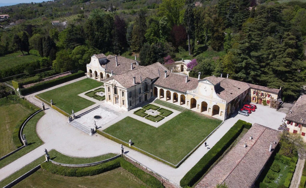 Visita agli affreschi