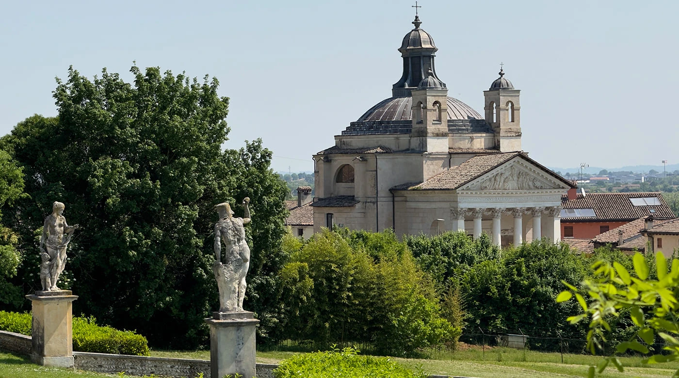 Tra Villa e Tempietto